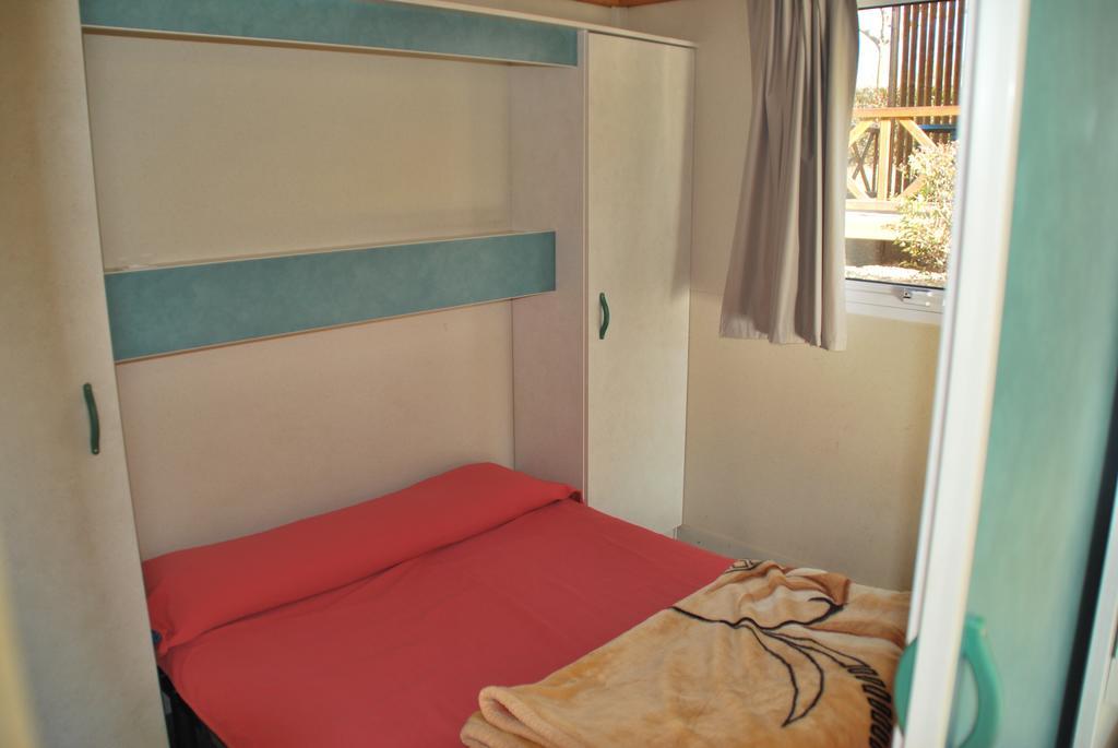 Montsant Park Camping & Bungalow Ulldemolins Zimmer foto